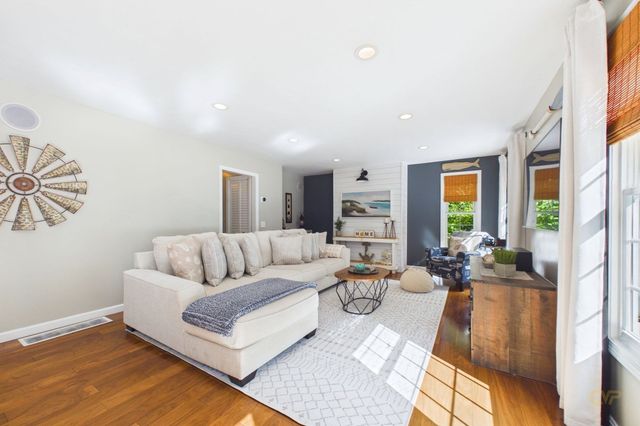 110 Fearing Hill Rd, Wareham, MA 02576