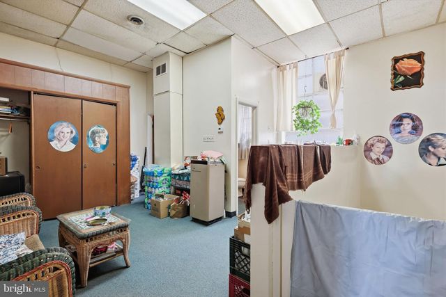 6933 LUDLOW ST, Upper Darby, PA 19082
