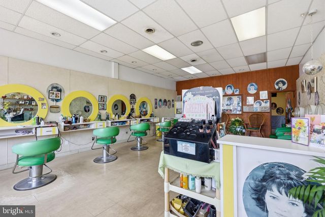 6933 LUDLOW ST, Upper Darby, PA 19082