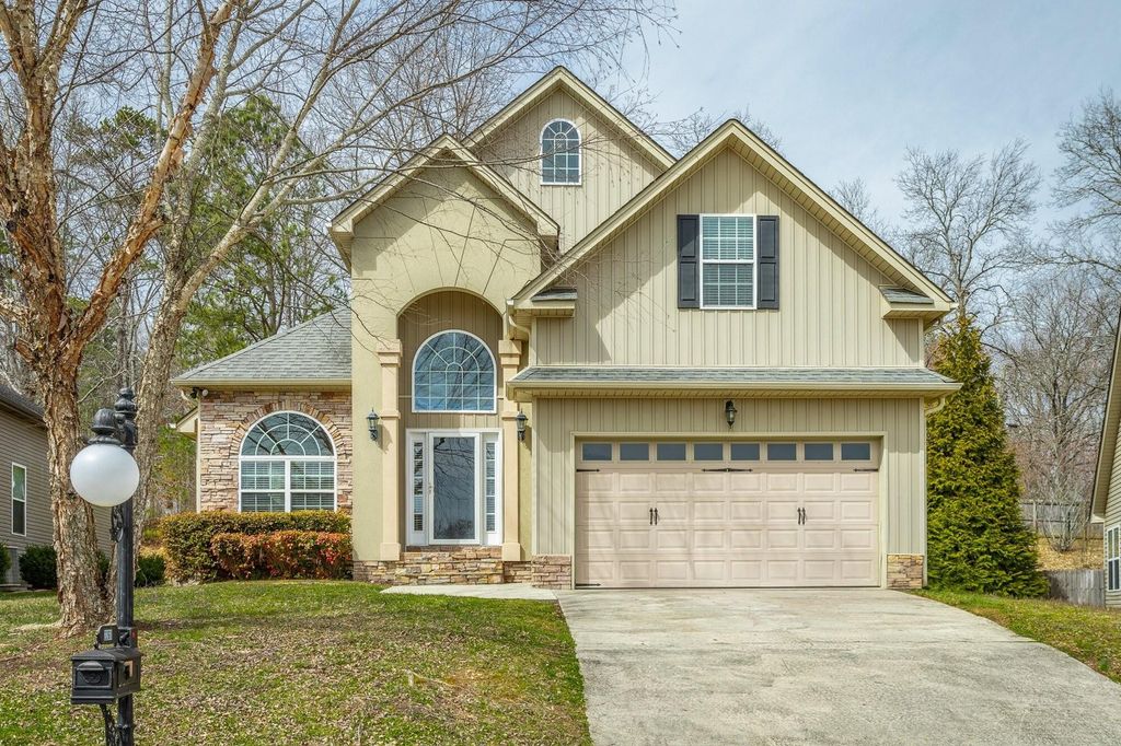 2261 Lake Mist Drive, Chattanooga, TN 37421