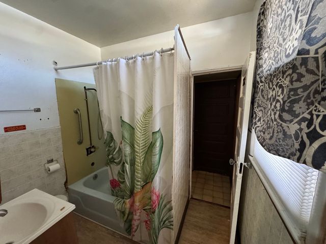 113 S Isabella Street, Clinton, IL 61727