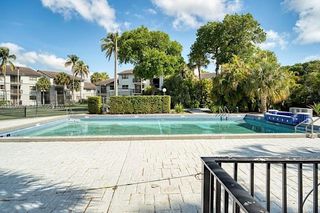 7195 NW 179th St 211, Hialeah, FL 33015