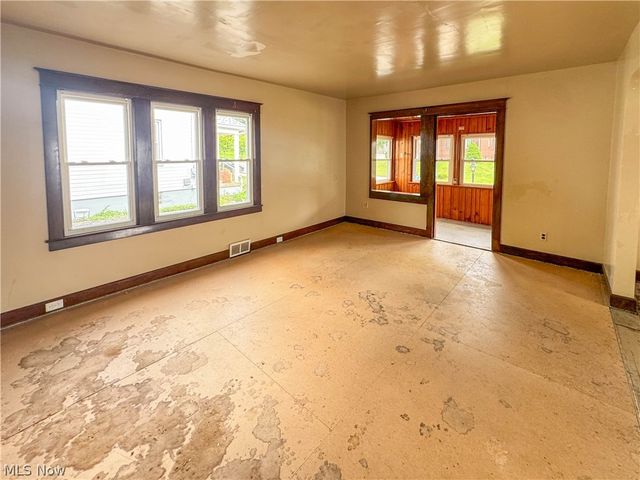 552 E 8th Street, Salem, OH 44460