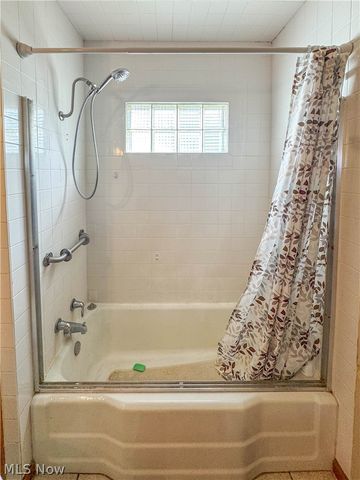 552 E 8th Street, Salem, OH 44460