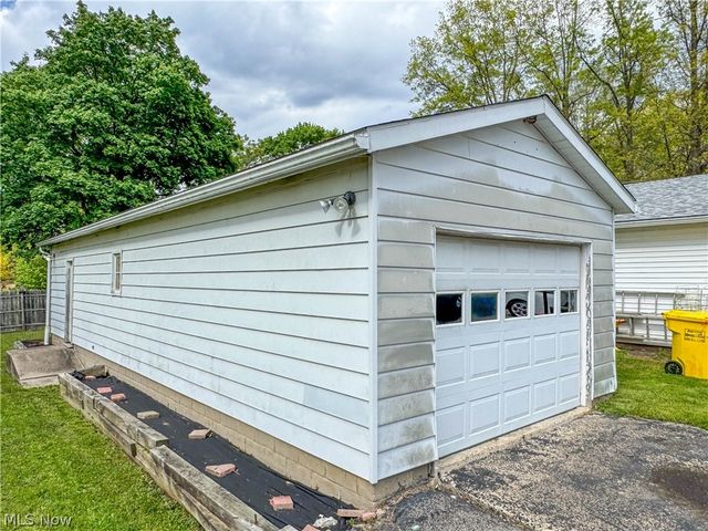 552 E 8th Street, Salem, OH 44460
