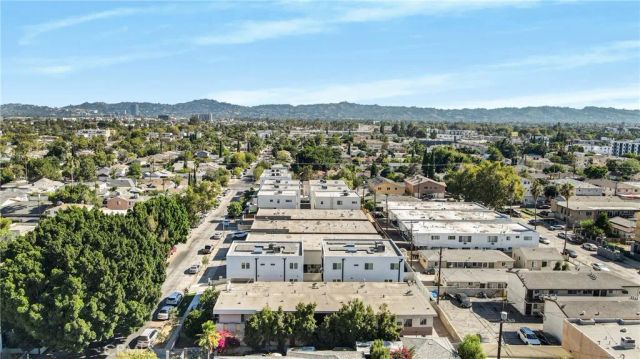 6651 Beck, North Hollywood, CA 91606