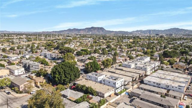6651 Beck, North Hollywood, CA 91606