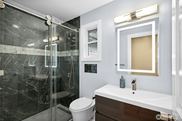 14819 SE 65th Street, Bellevue, WA 98006