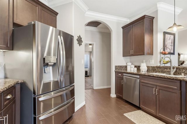 10821 Corbett Canyon Drive, Bakersfield, CA 93312