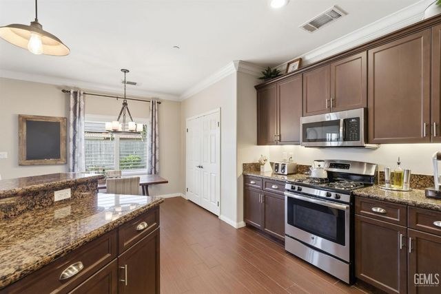 10821 Corbett Canyon Drive, Bakersfield, CA 93312