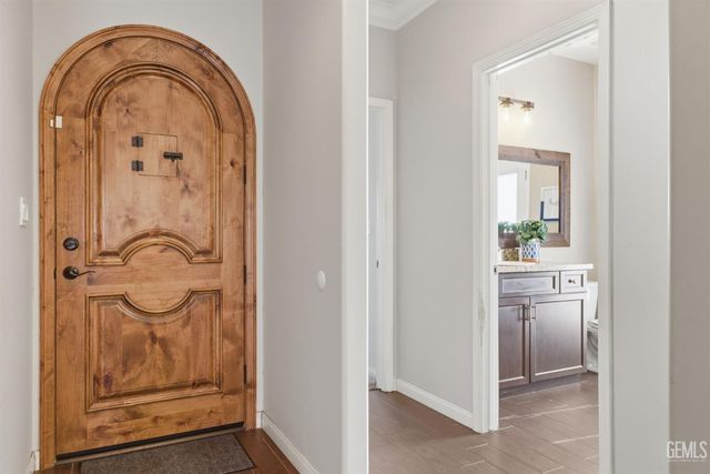 10821 Corbett Canyon Drive, Bakersfield, CA 93312