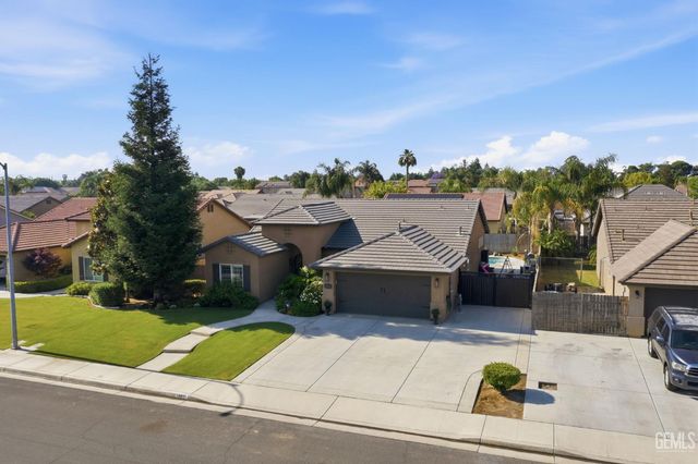 10821 Corbett Canyon Drive, Bakersfield, CA 93312