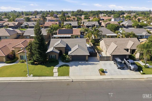 10821 Corbett Canyon Drive, Bakersfield, CA 93312