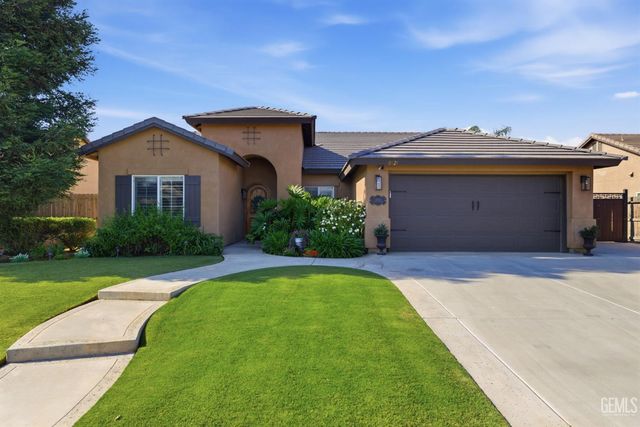 10821 Corbett Canyon Drive, Bakersfield, CA 93312