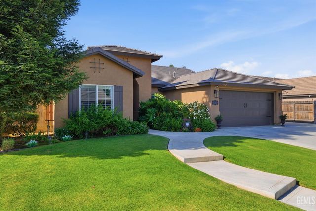 10821 Corbett Canyon Drive, Bakersfield, CA 93312
