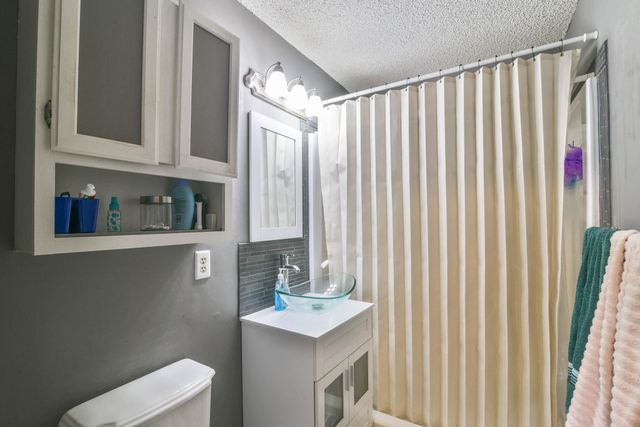 3151 S Kessler, Wichita, KS 67217