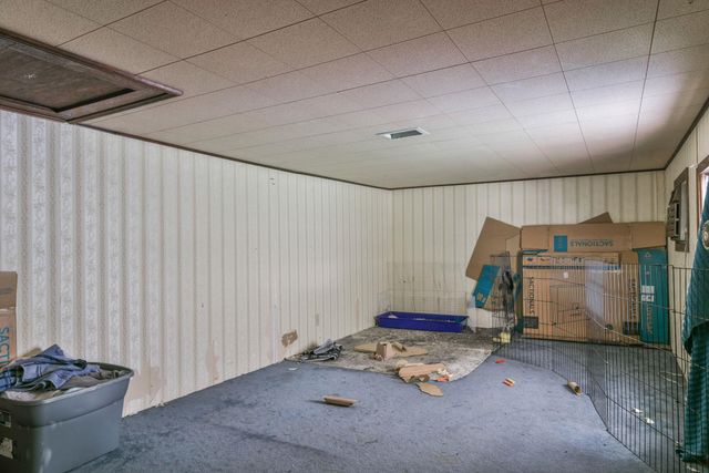 3151 S Kessler, Wichita, KS 67217