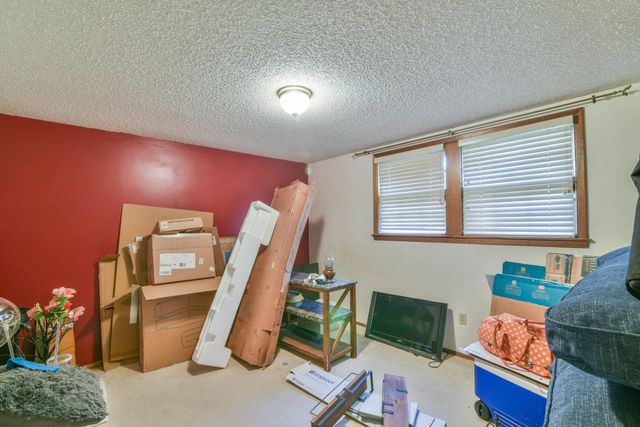 3151 S Kessler, Wichita, KS 67217