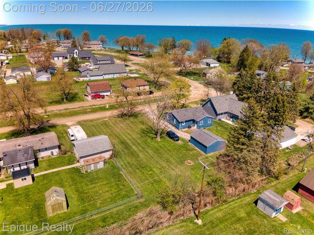 7520 Sunset Boulevard, Worth Township, MI 48450