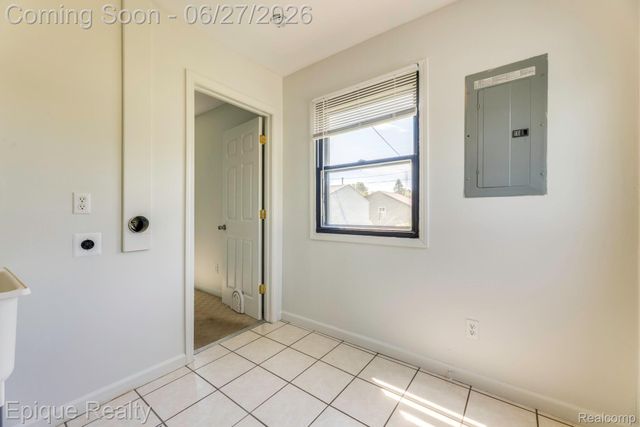 7520 Sunset Boulevard, Worth Township, MI 48450