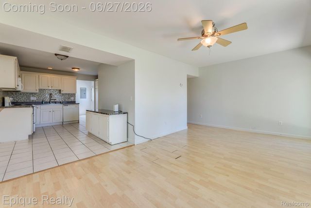 7520 Sunset Boulevard, Worth Township, MI 48450