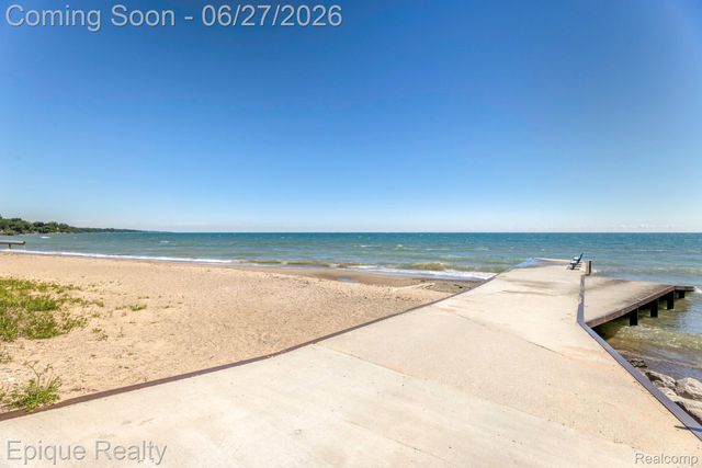 7520 Sunset Boulevard, Worth Township, MI 48450