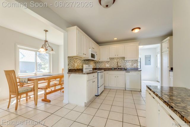 7520 Sunset Boulevard, Worth Township, MI 48450