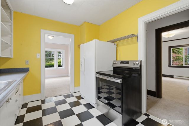 5214 35th Avenue NE, Seattle, WA 98105