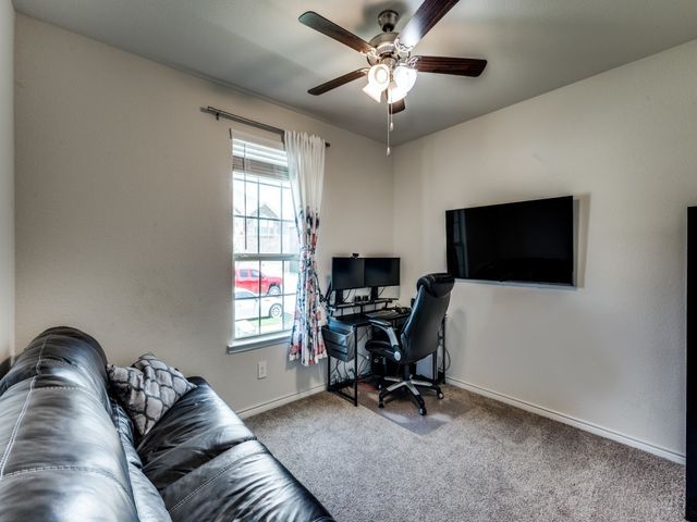 10324 Fall Brook Drive, Aubrey, TX 76227