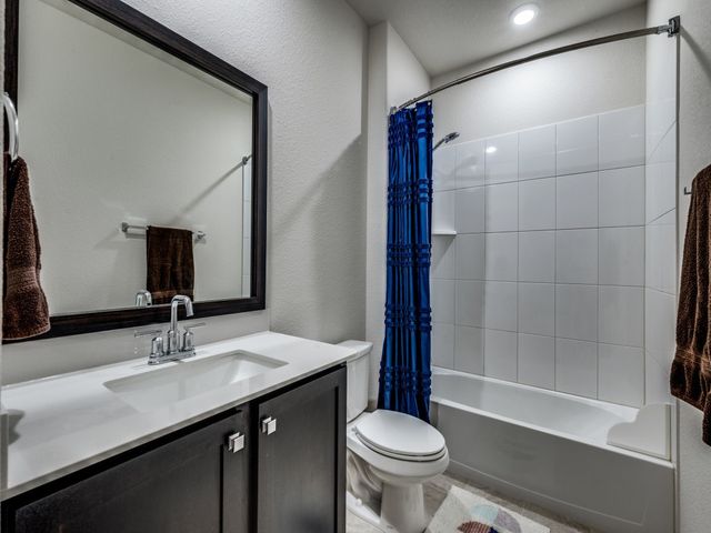10324 Fall Brook Drive, Aubrey, TX 76227