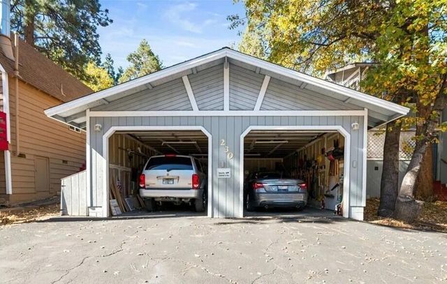 230 Vista Avenue, Sugarloaf, CA 92386