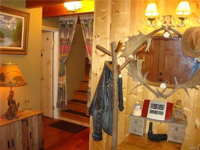 230 Vista Avenue, Sugarloaf, CA 92386