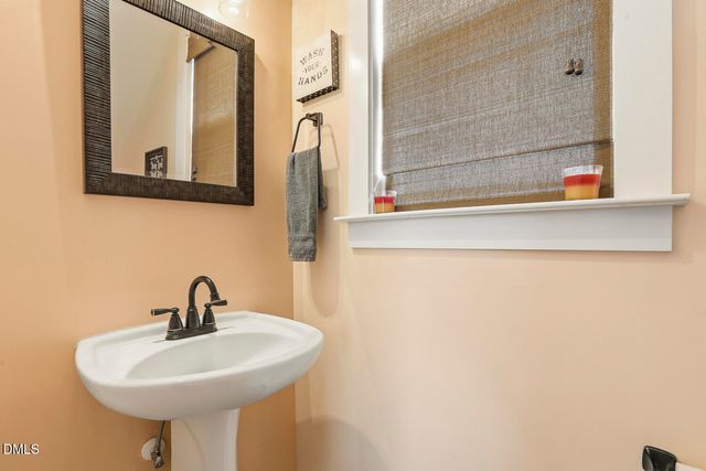 4418 Crystal Breeze Street, Raleigh, NC 27614