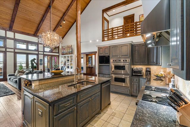 1173 The Shores Drive, Corsicana, TX 75109