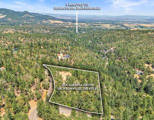 254 Juanita Way, Jacksonville, OR 97530