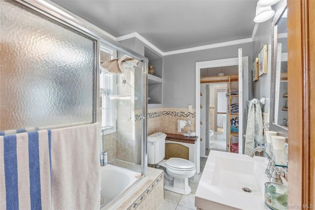 12-40 Beech Court, College Point, NY 11356