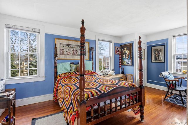 12-40 Beech Court, College Point, NY 11356