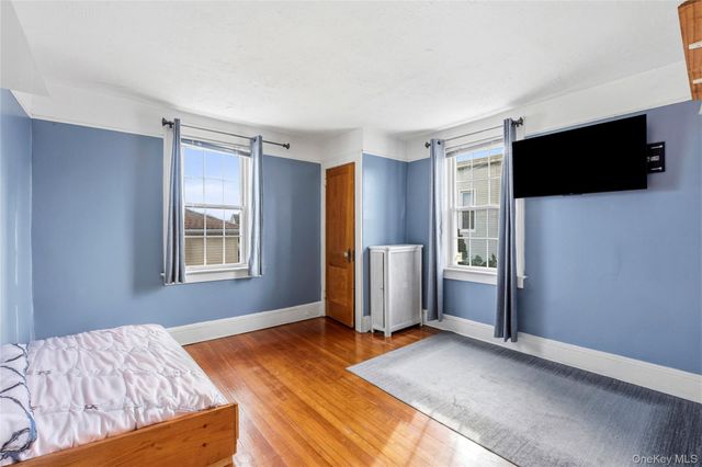 12-40 Beech Court, College Point, NY 11356