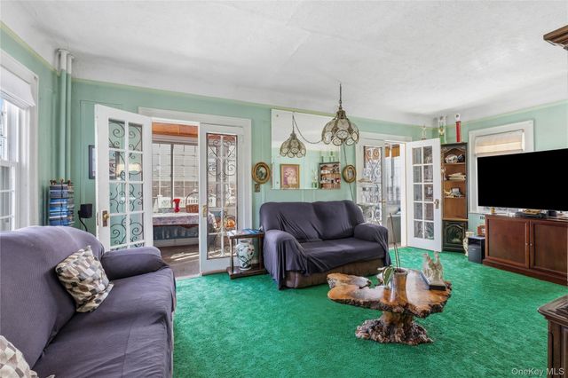 12-40 Beech Court, College Point, NY 11356