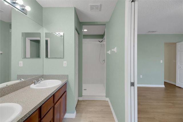 12392 NE 48TH LOOP, Oxford, FL 34484