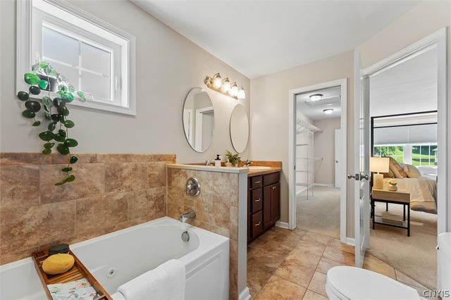 4454 Renee Meadows Drive, Onondaga, NY 13215