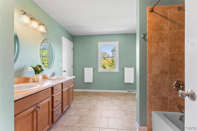 4454 Renee Meadows Drive, Onondaga, NY 13215
