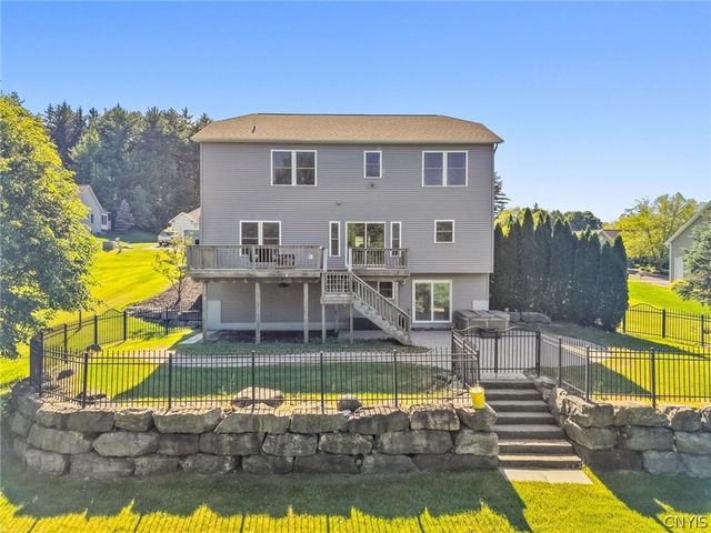 4454 Renee Meadows Drive, Onondaga, NY 13215