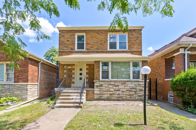 8647 S Kingston Avenue, Chicago, IL 60617