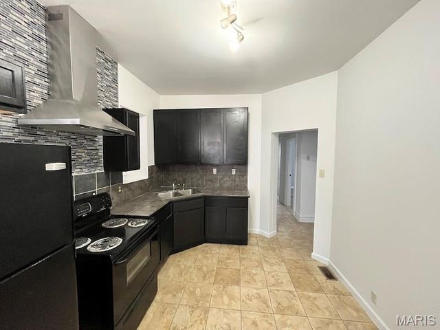 4027 S Grand Boulevard, St Louis, MO 63118