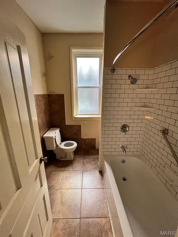 4027 S Grand Boulevard, St Louis, MO 63118