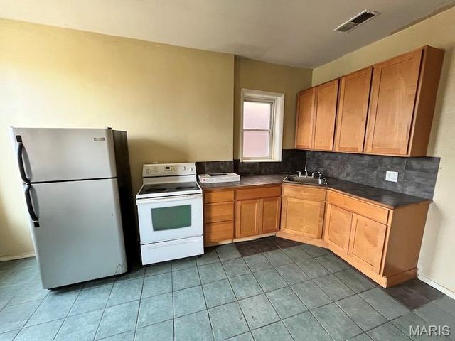 4027 S Grand Boulevard, St Louis, MO 63118