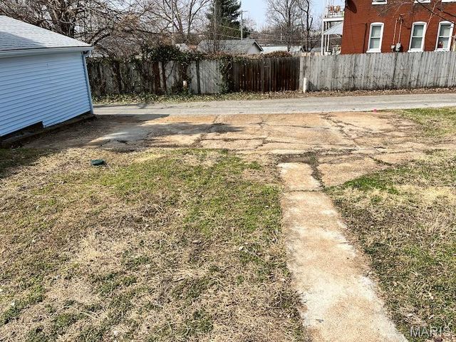 4027 S Grand Boulevard, St Louis, MO 63118