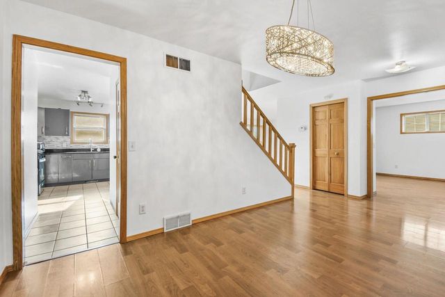 1233 Velvet Leaf Drive, Madison, WI 53719