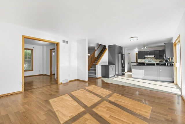 1233 Velvet Leaf Drive, Madison, WI 53719